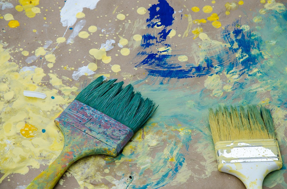 «Море цвета»: Как выбрать хорошую строительную краску