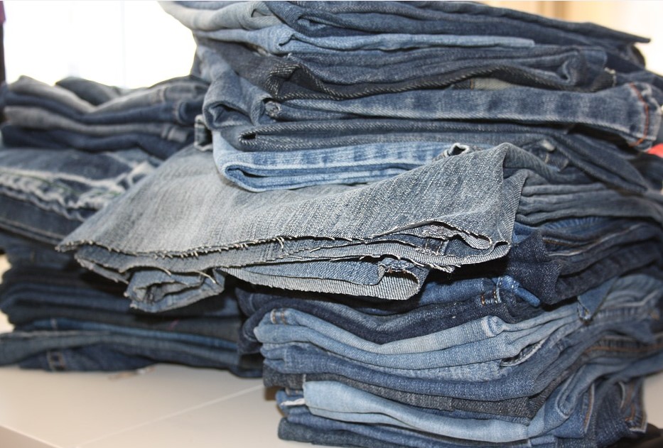 Безотходное производство дома: Поделки из старых джинсов
